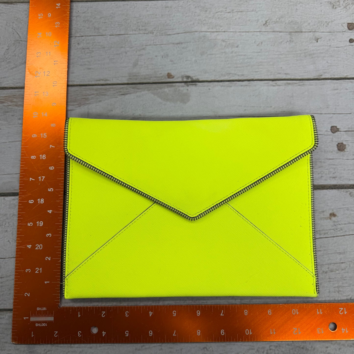 Clutch Designer By Rebecca Minkoff, Size: Large