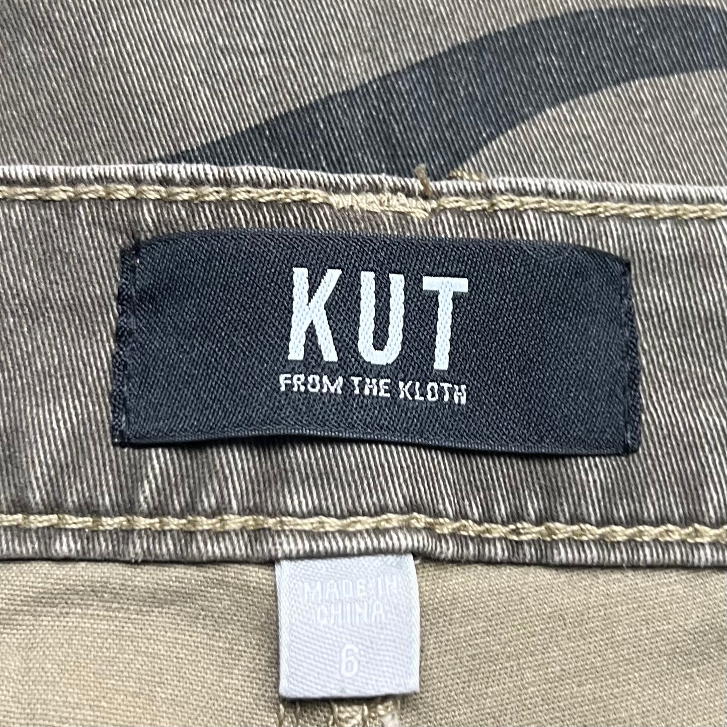 Jeans Boyfriend By Kut In Camouflage Print, Size: 6