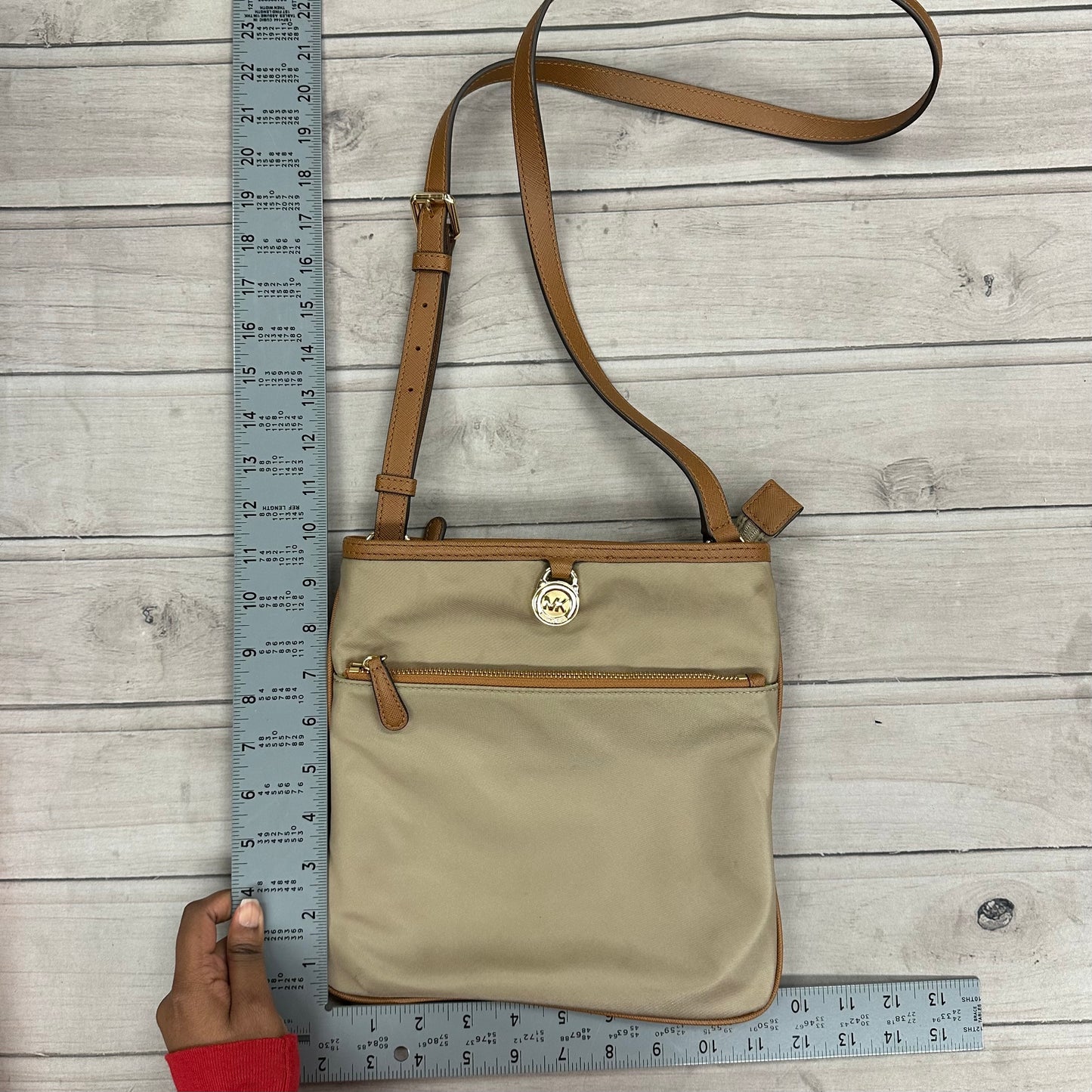 Crossbody Designer By Michael By Michael Kors, Size: Medium