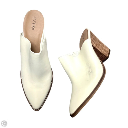 Shoes Heels Block By Abound In Cream, Size: 9.5