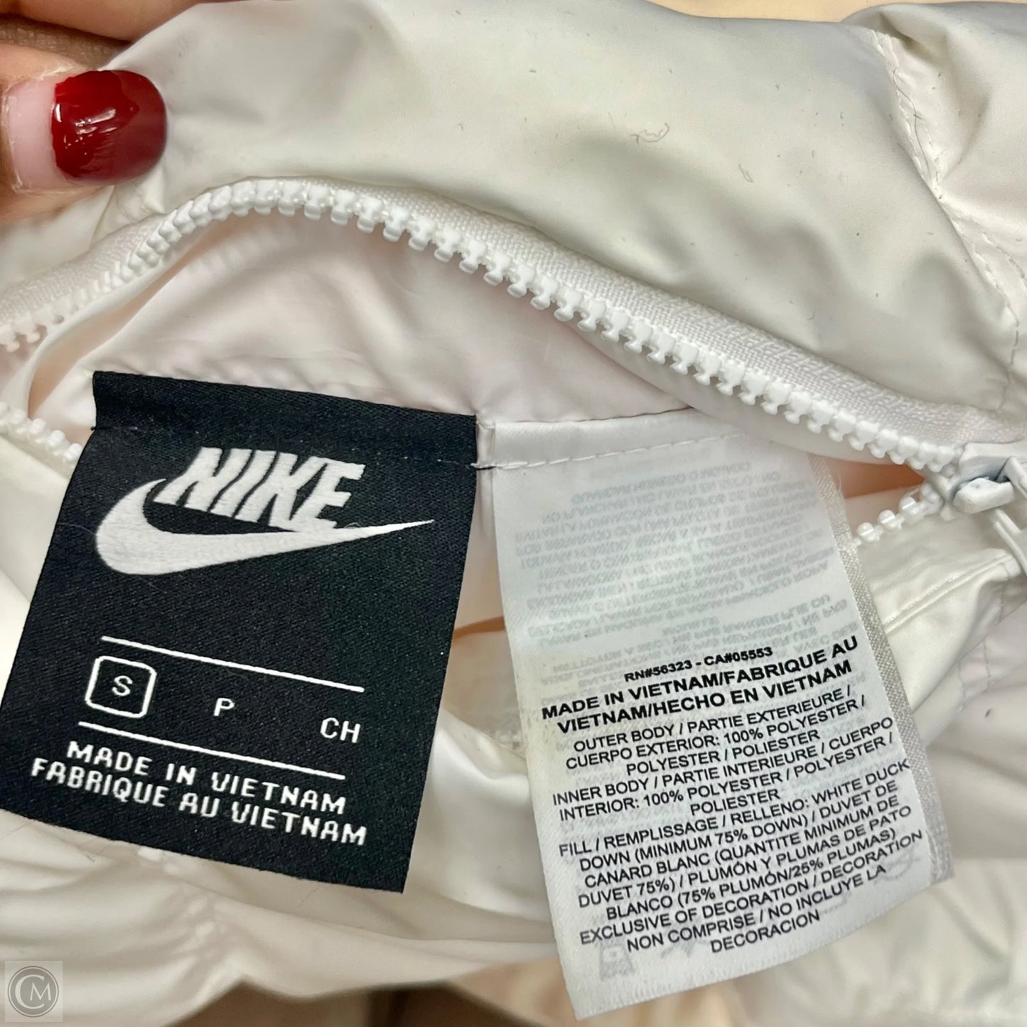 Vest Puffer & Quilted By Nike In Cream & White, Size: S