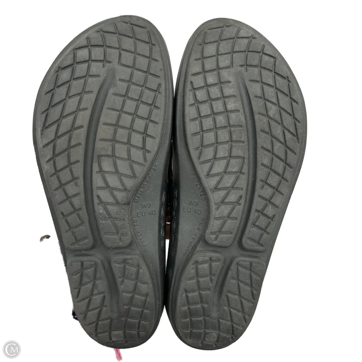 Sandals Flip Flops By Oofos In Black, Size: 9.5