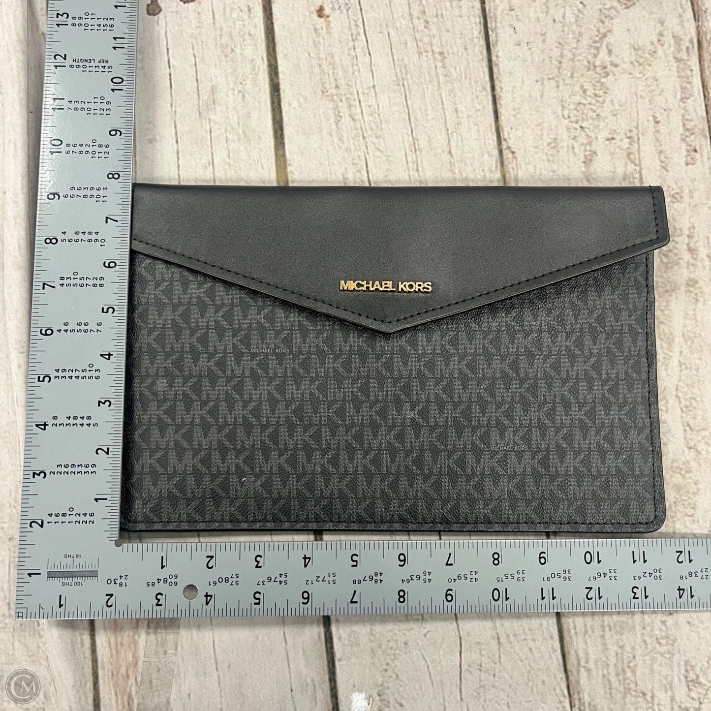 Clutch Designer By Michael Kors, Size: Medium