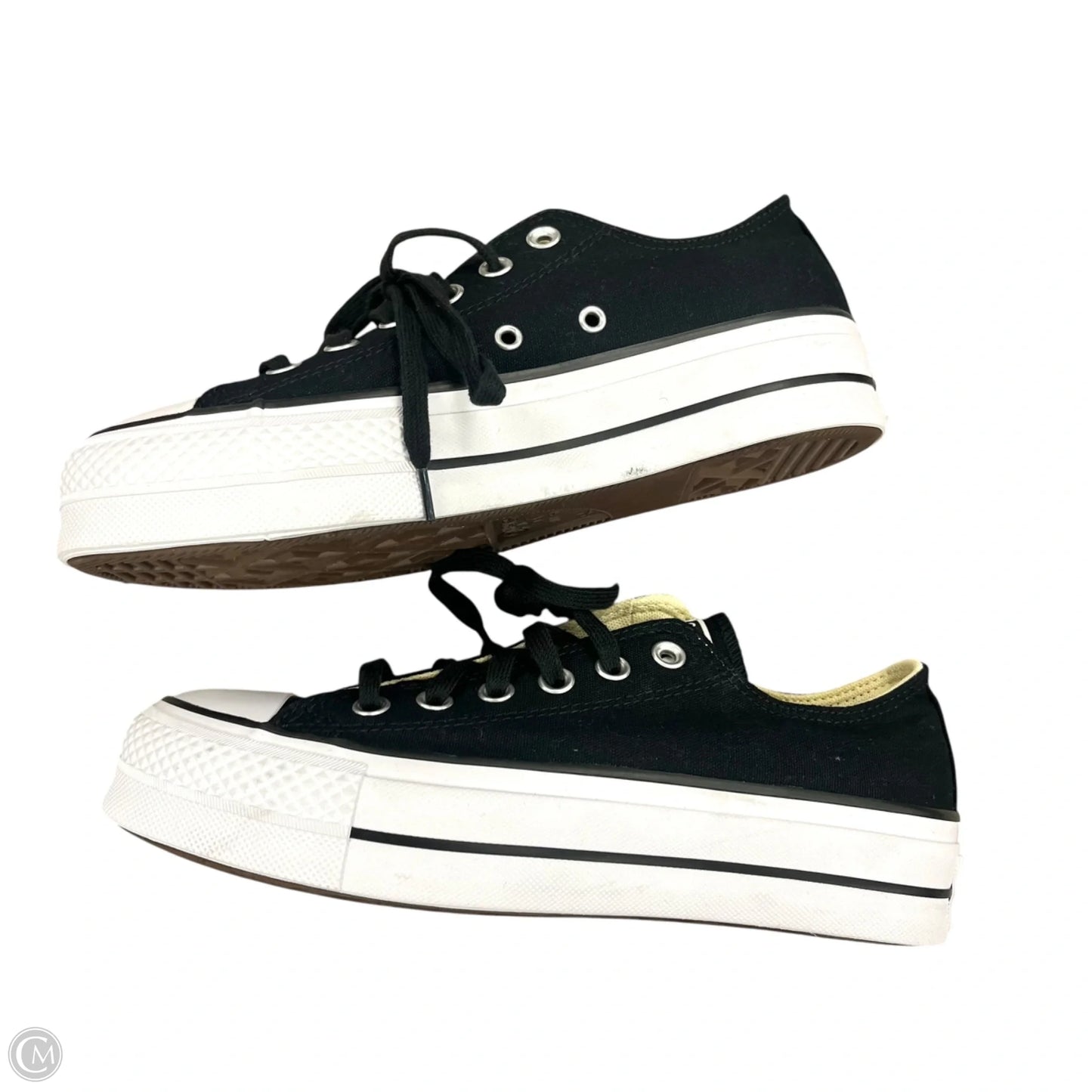 Shoes Sneakers By Converse In Black & White, Size: 7.5