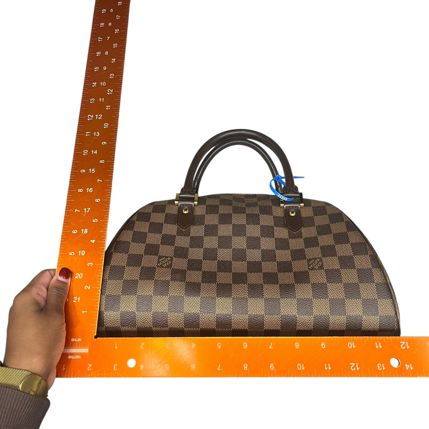 Handbag Luxury Designer By Louis Vuitton, Size: Medium