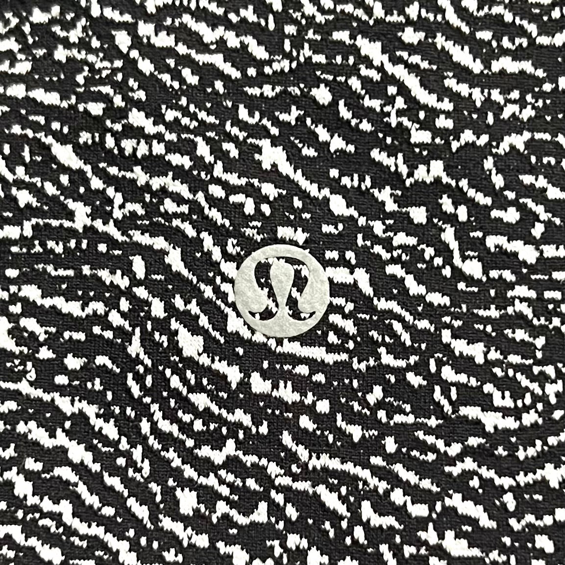 Athletic Capris By Lululemon In Black & White, Size: 4