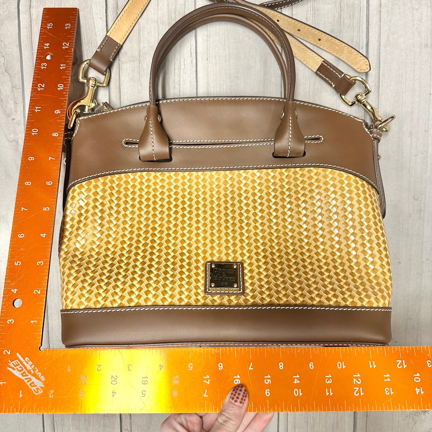 Handbag Designer By Dooney And Bourke, Size: Medium