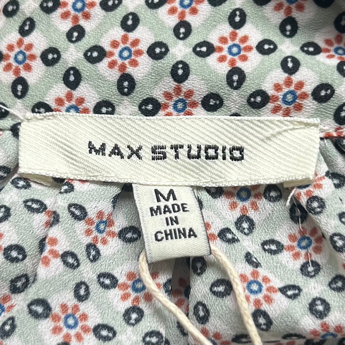 Top Sleeveless By Max Studio In Multi-colored, Size: M