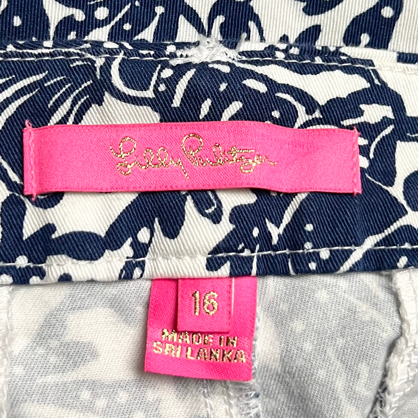 Shorts Designer By Lilly Pulitzer In Blue & White, Size: 16
