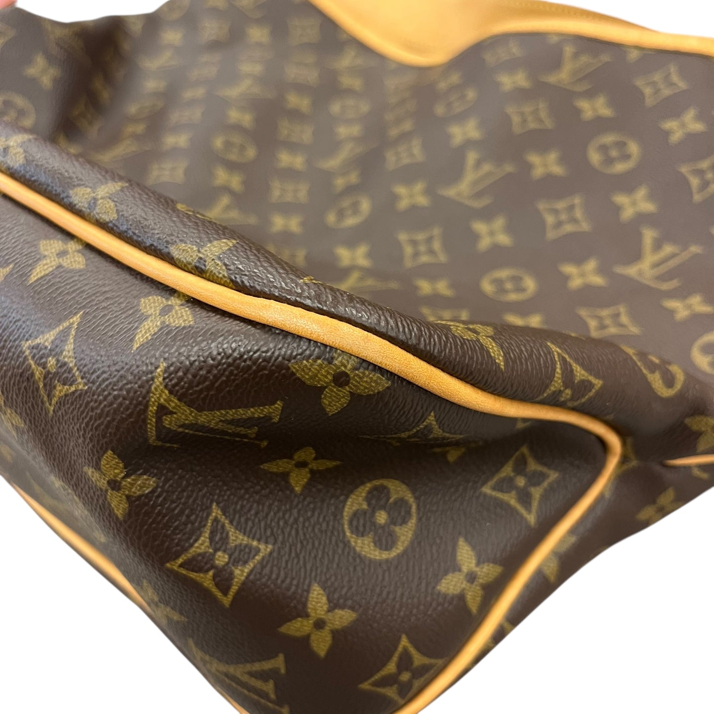 Handbag Luxury Designer By Louis Vuitton, Size: Medium
