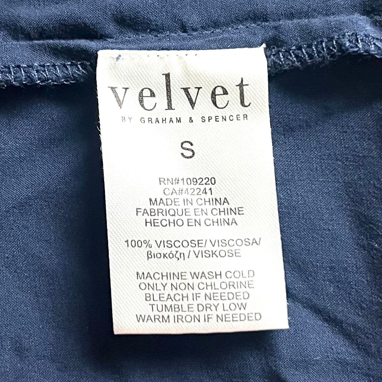 Top Sleeveless By Velvet In Navy, Size: S