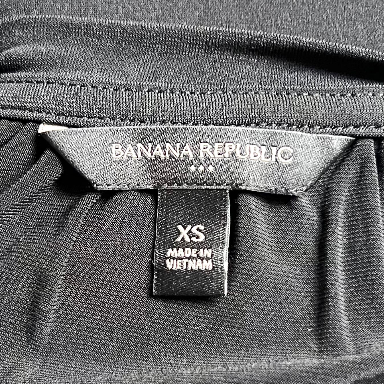 Top Short Sleeve By Banana Republic In Black, Size: Xs