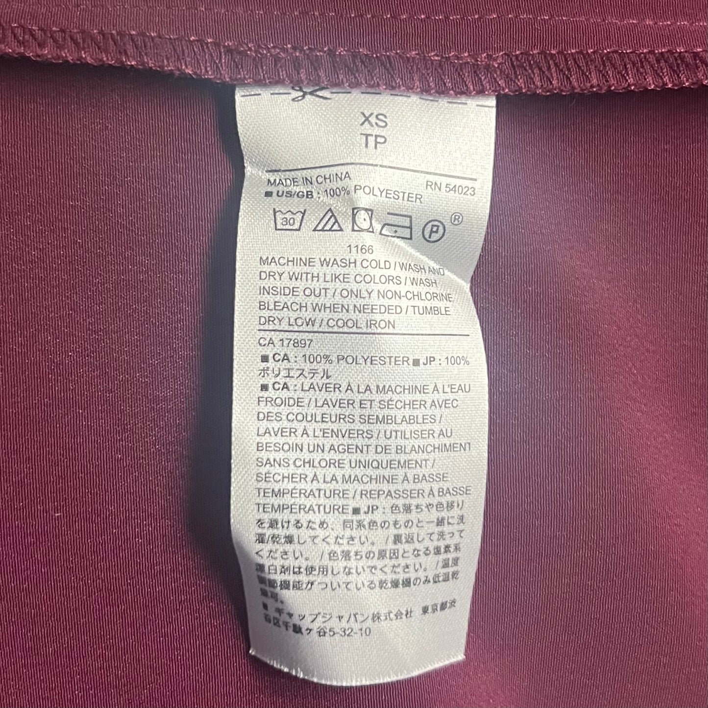 Top Long Sleeve By Banana Republic In Maroon, Size: Xs