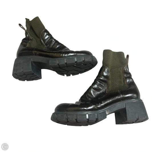 Boots Combat In Brown & Green, Size: 5.5