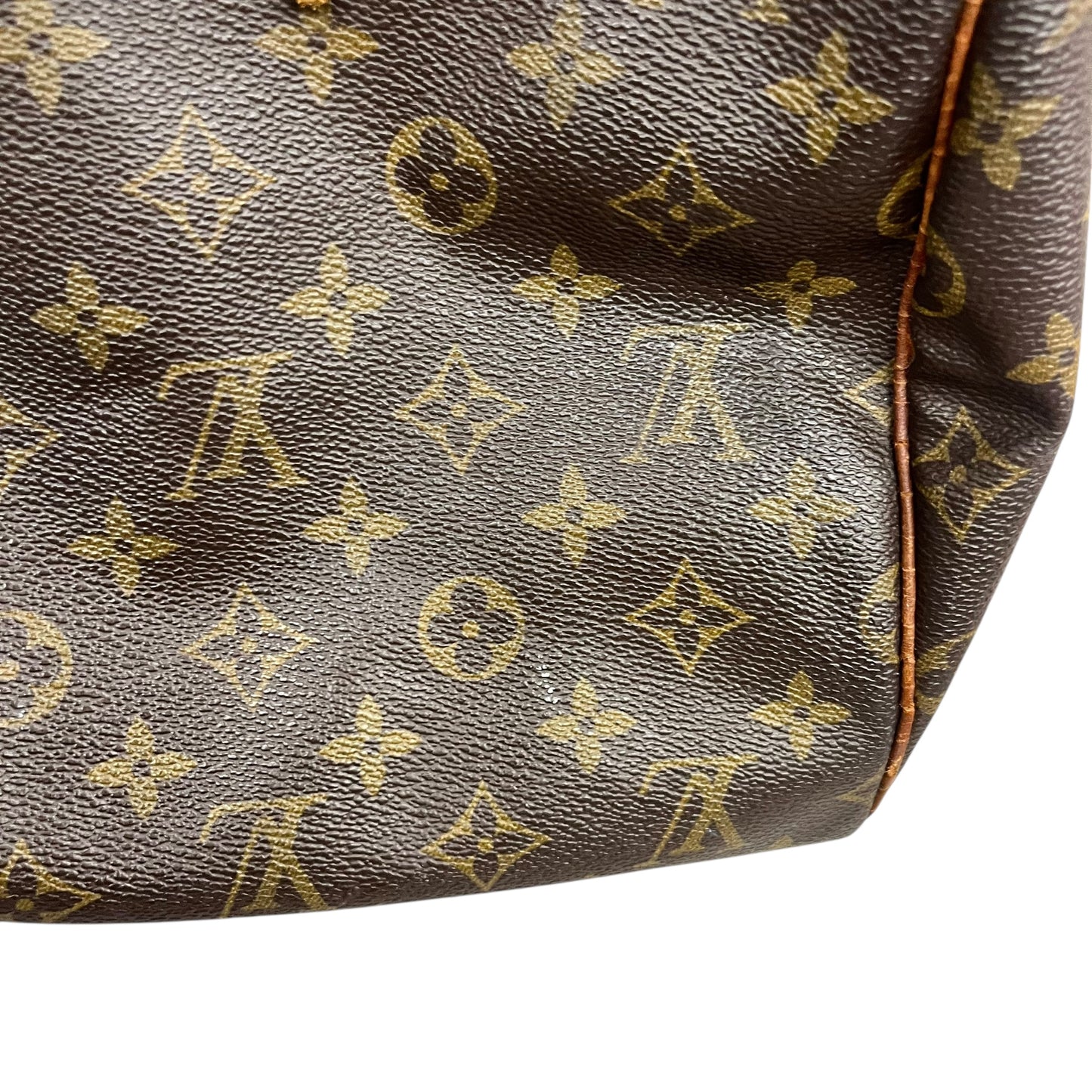 Handbag Luxury Designer By Louis Vuitton, Size: Medium