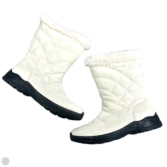 Boots Snow By Easy Street In Cream, Size: 7.5