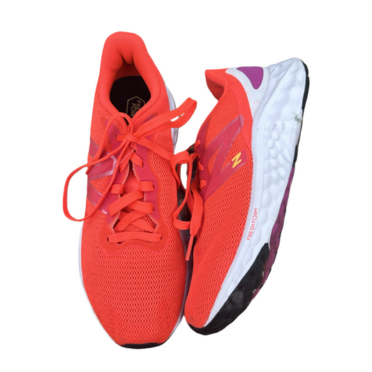 Coral Shoes Athletic By New Balance, Size: 7.5