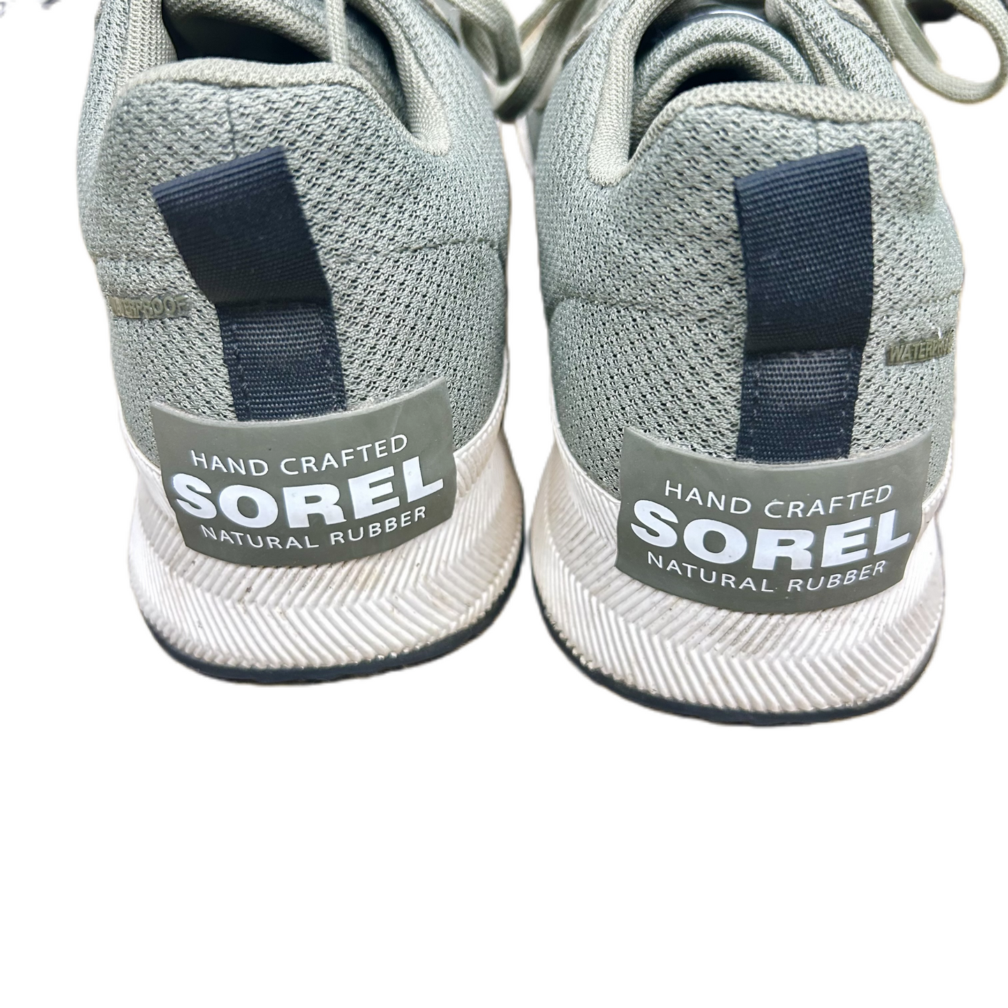 Green Shoes Sneakers By Sorel, Size: 9.5