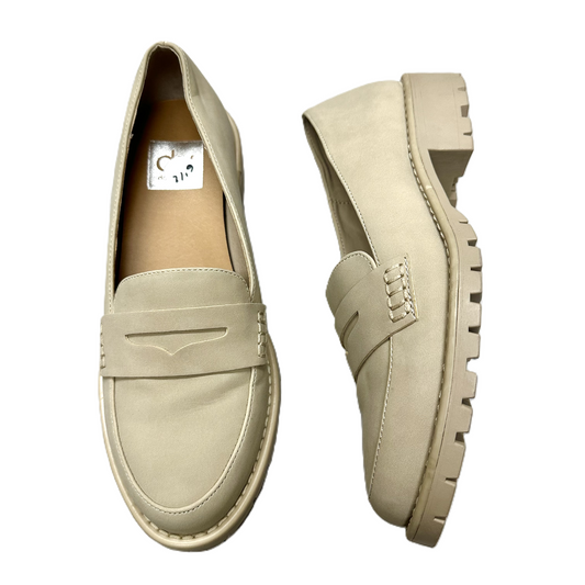 Shoes Flats By Dolce Vita In Taupe, Size: 6.5