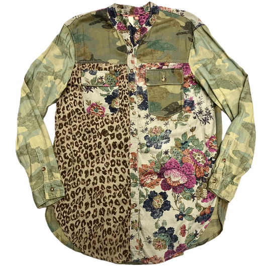 Top Long Sleeve By Pilcro In Camouflage Print, Size: S