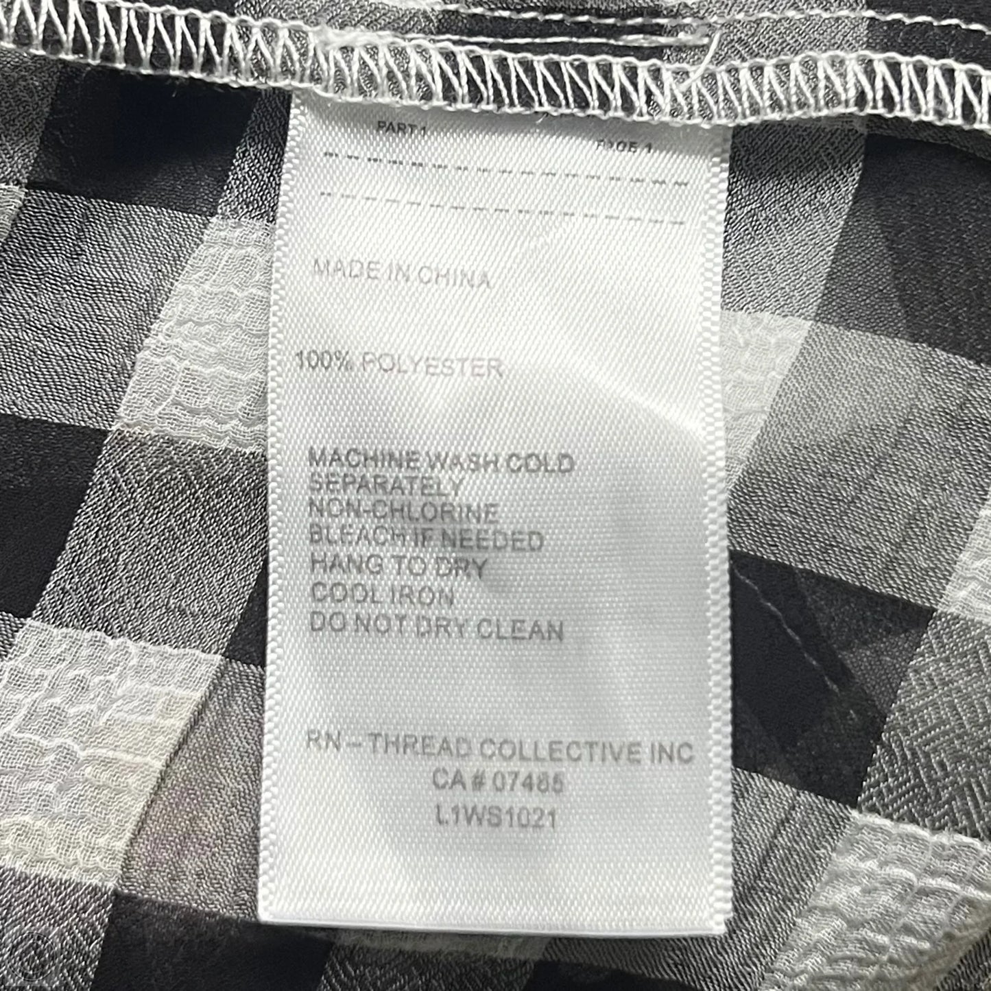 Top Short Sleeve By Laundry In Plaid Pattern, Size: L