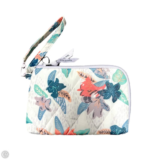 Wristlet By Vera Bradley, Size: Medium