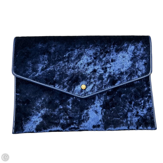Clutch By A New Day, Size: Large