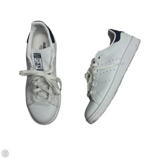 Shoes Sneakers By Adidas In Black & White, Size: 5