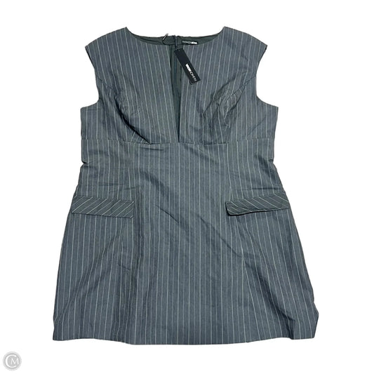 Dress Casual Short By Fashion Nova In Grey & White, Size: 2x