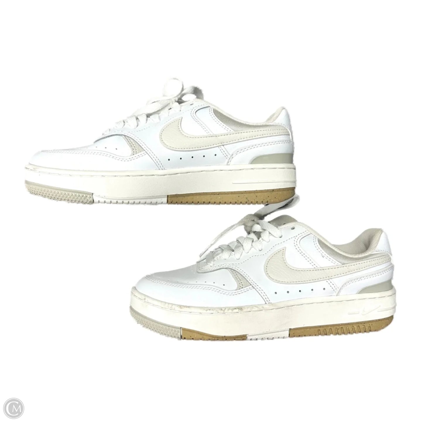 Shoes Sneakers By Nike In Cream & White, Size: 7.5