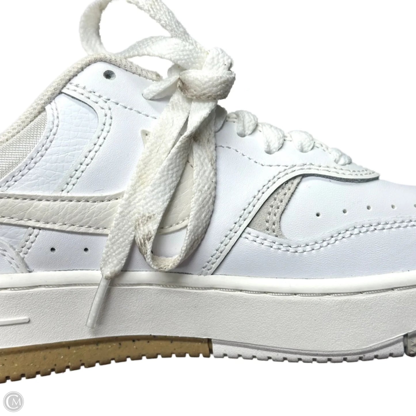 Shoes Sneakers By Nike In Cream & White, Size: 7.5