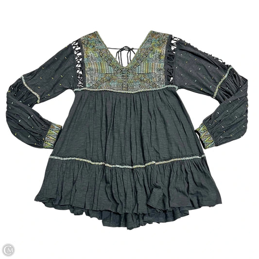 Dress Casual Short By Free People In Green & Grey, Size: S