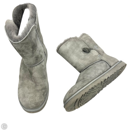 Boots Designer By Ugg In Grey, Size: 9