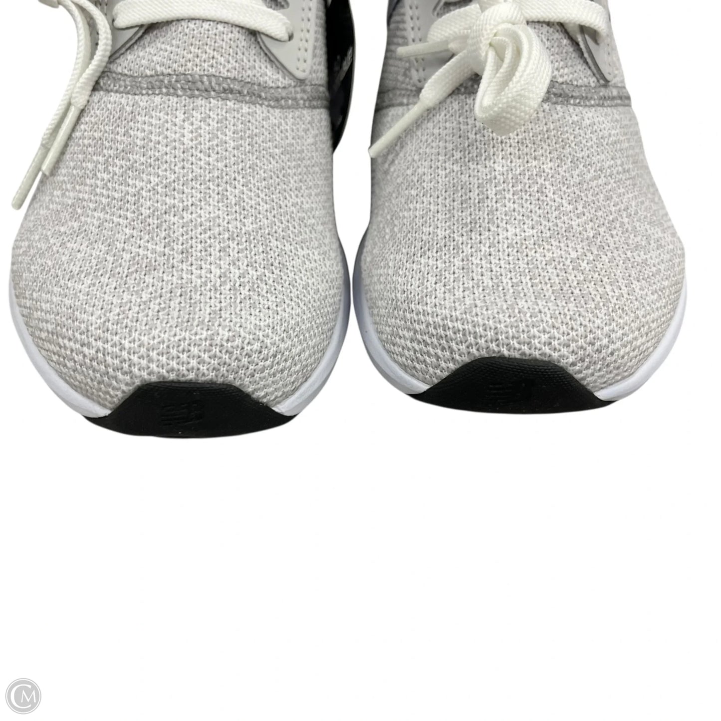 Shoes Sneakers By New Balance In Grey, Size: 9