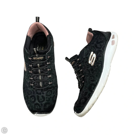 Shoes Athletic By Skechers In Black, Size: 7