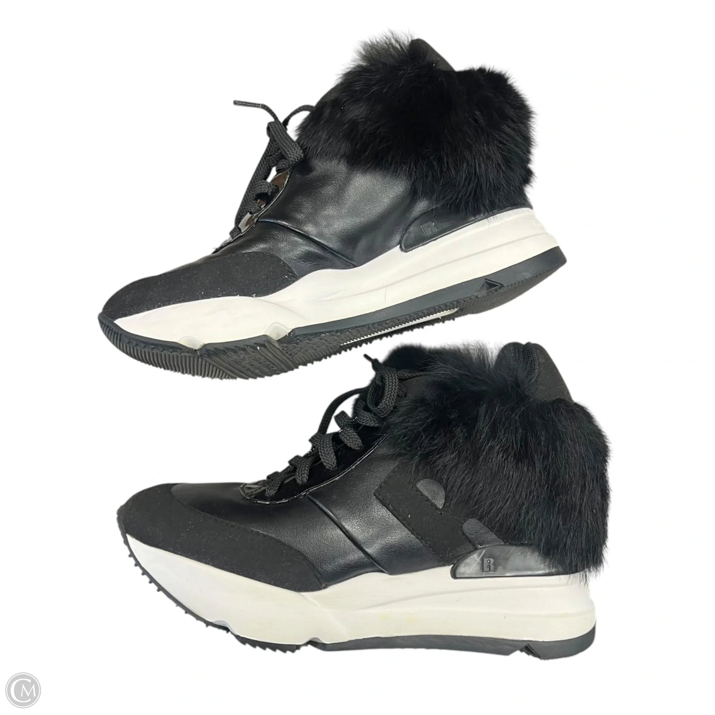 Shoes Sneakers By Rucoline In Black & White, Size: 5.5