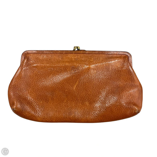 Clutch Leather By Il Bisonte, Size: Medium
