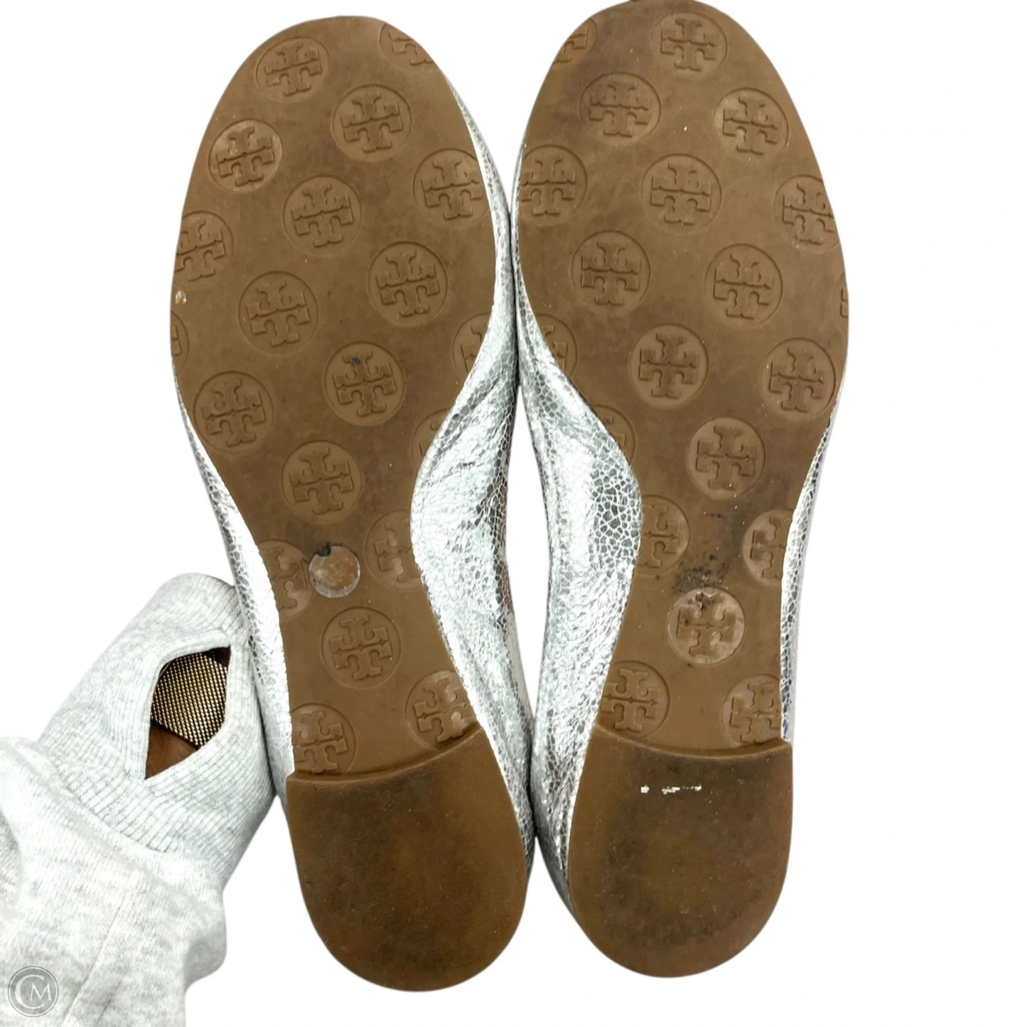 Shoes Designer By Tory Burch In Silver, Size: 7