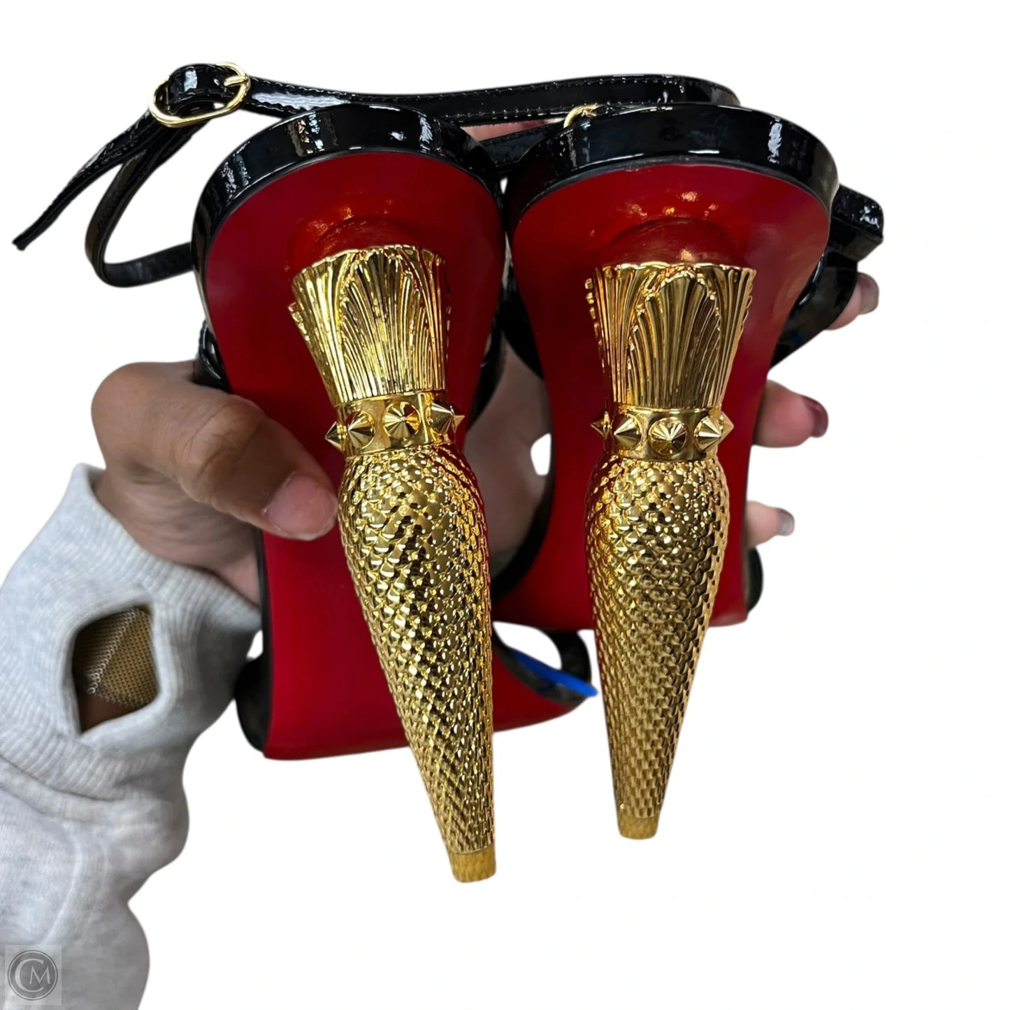 Sandals Luxury Designer By Christian Louboutin In Black & Gold, Size: 9.5