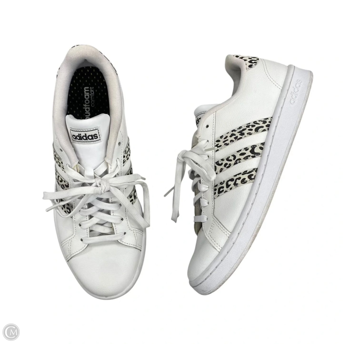 Shoes Sneakers By Adidas In Cream & White, Size: 10