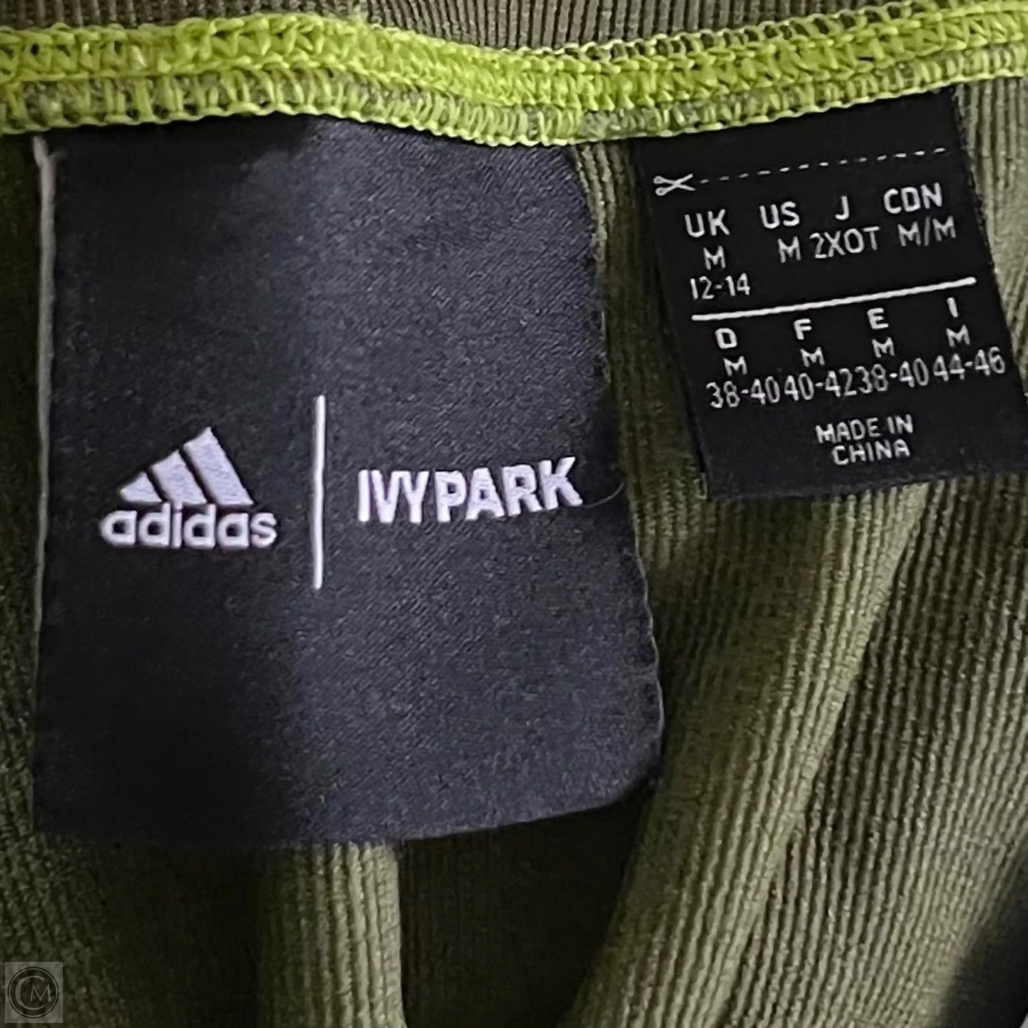 Athletic Leggings By Ivy Park In Green, Size: 8