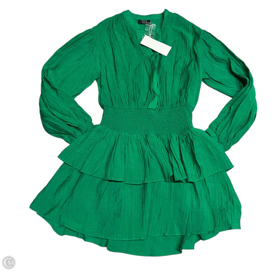 Dress Casual Short By Vici In Green, Size: S