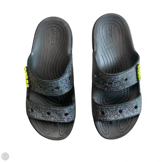 Sandals Flats By Crocs In Black & Green, Size: 9