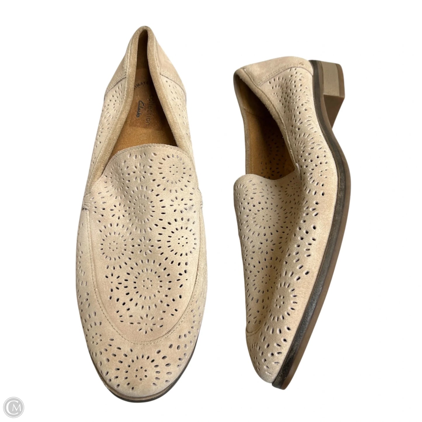 Shoes Flats By Clarks In Tan, Size: 11