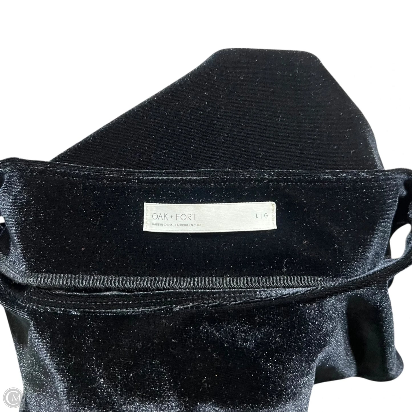 Top Sleeveless By Oak + Fort In Black, Size: L