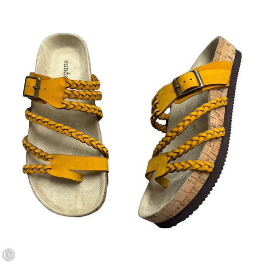 Sandals Flats By Sundance In Yellow, Size: 7.5