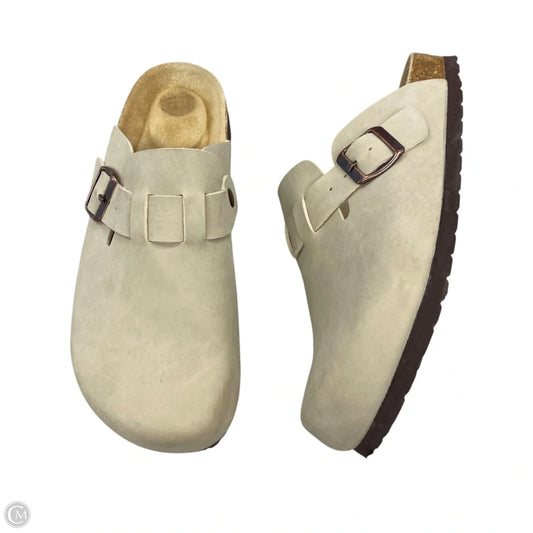 Shoes Flats By Cushionaire In Beige, Size: 9