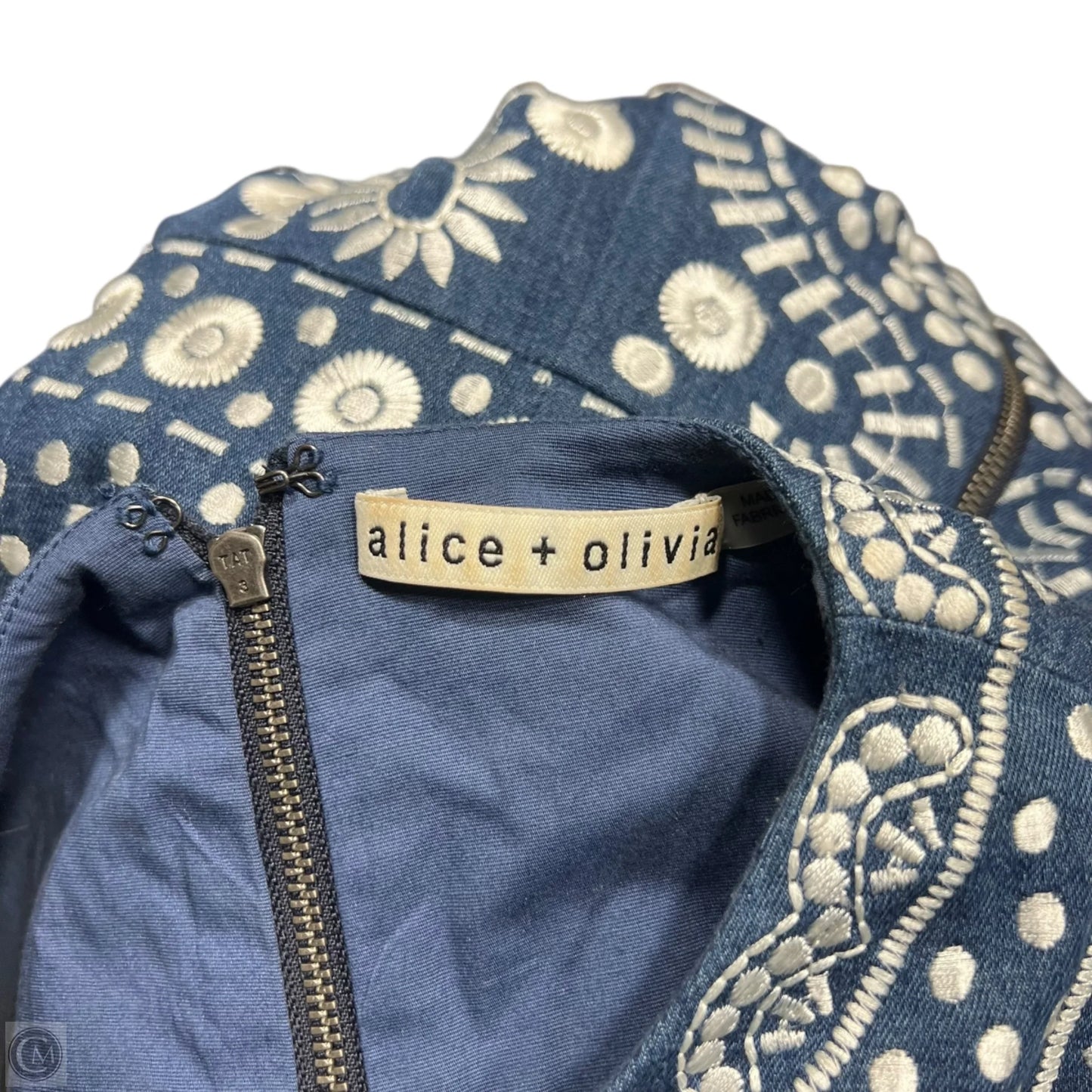 Dress Designer By Alice + Olivia In Blue & White, Size: Xs