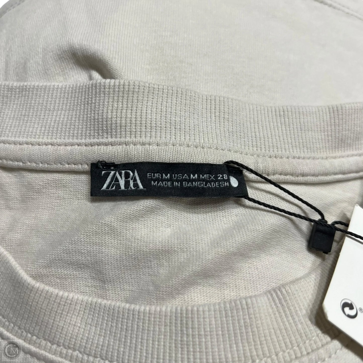 Top Short Sleeve Basic By Zara In Cream, Size: M