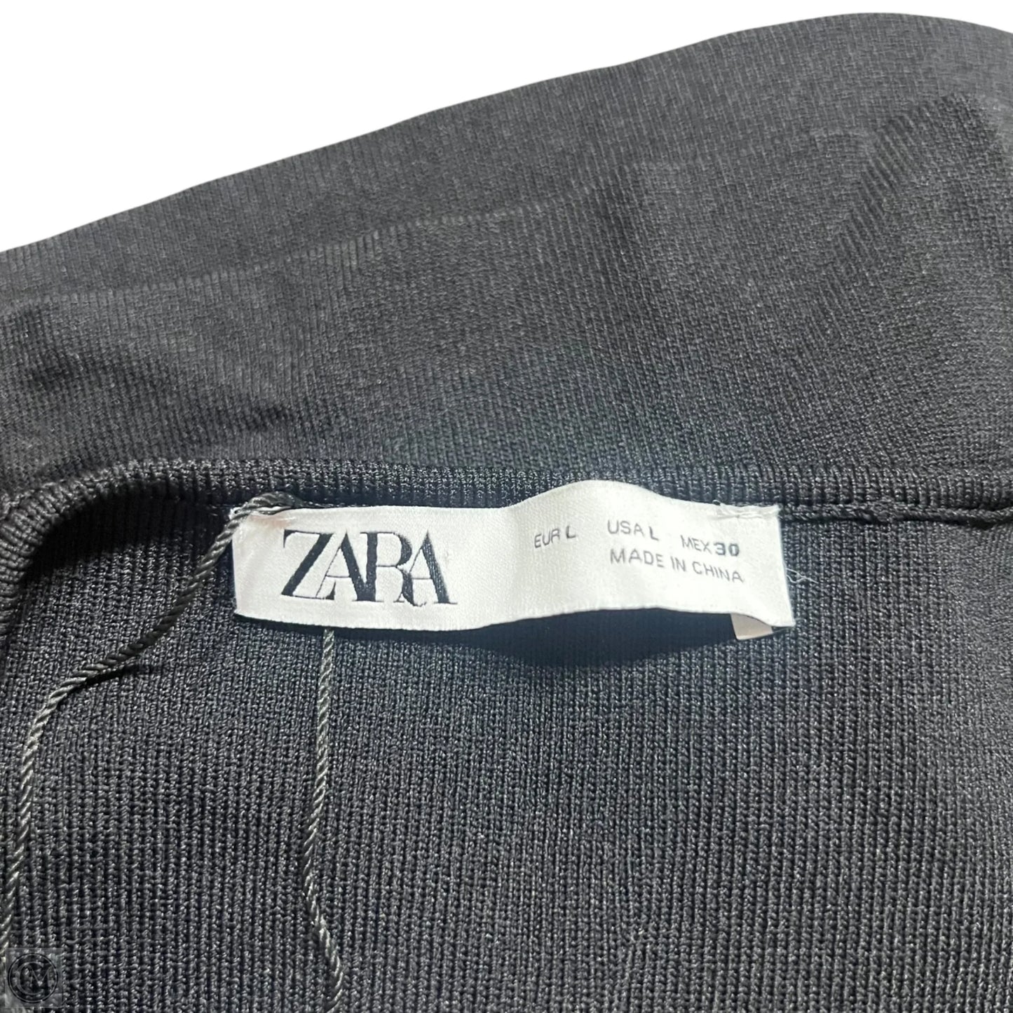 Top Sleeveless By Zara In Black, Size: L